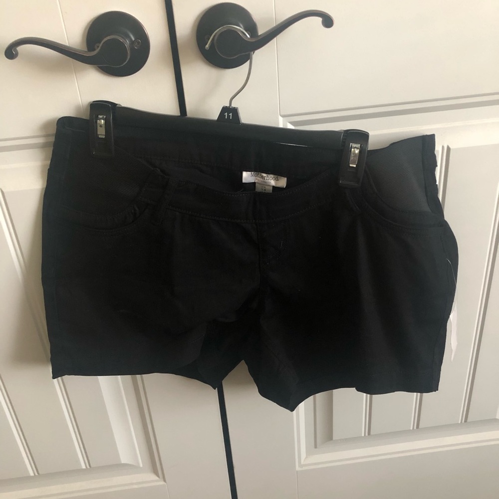 Motherhood Maternity Brand New Shorts